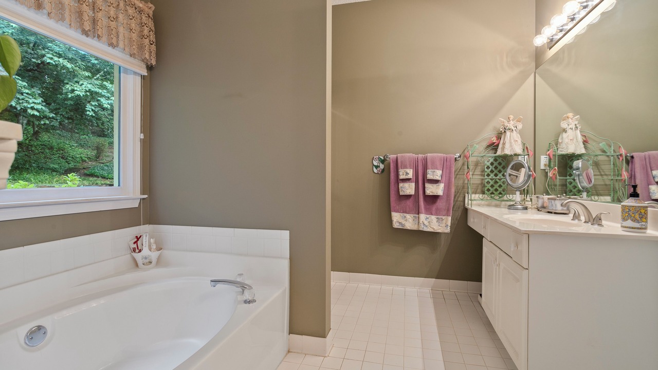 Photo of Bathroom in Powder Springs