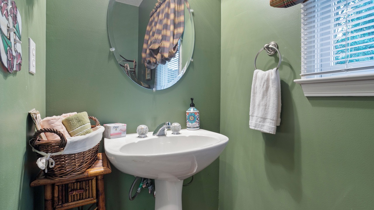 Photo of Bathroom in Powder Springs