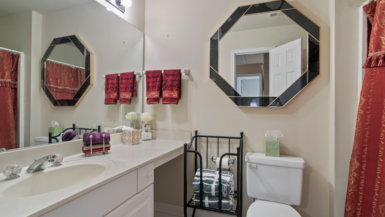 Photo of Bathroom in Powder Springs