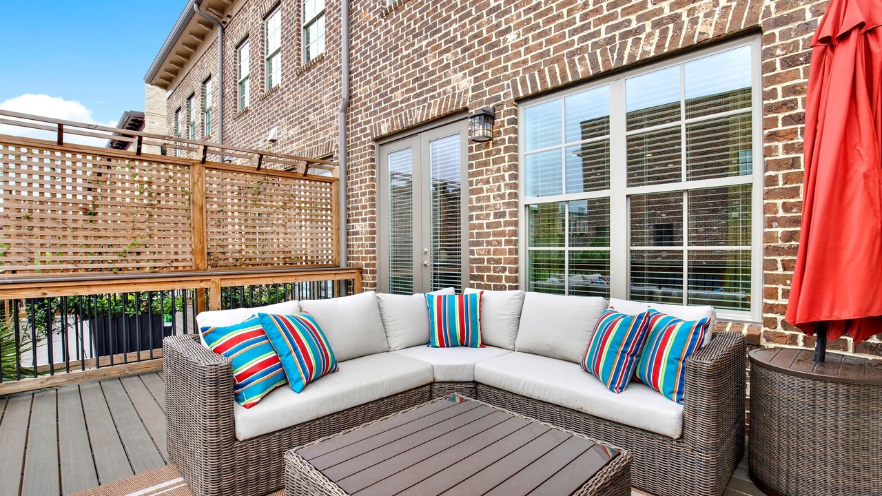 Photo of Outdoor in Hitch Village - Fred Wessels Homes