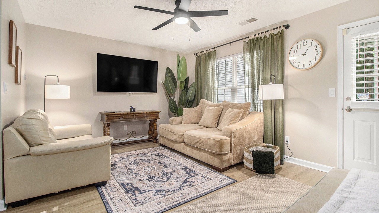 Photo of Livingroom in Decatur