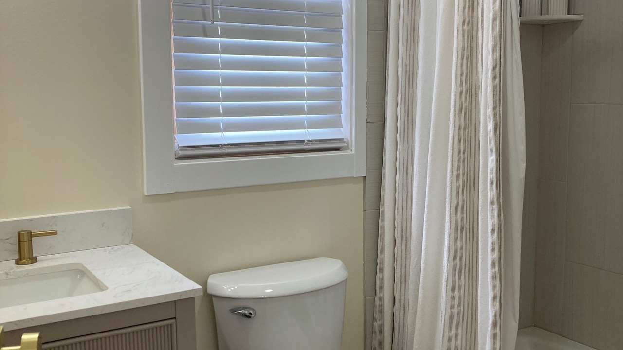 Photo of Bathroom in Maggie Valley
