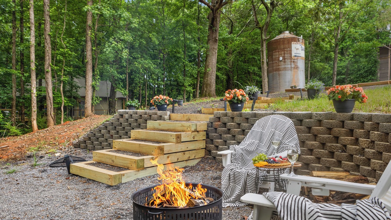 Photo of Outdoor in Troutman