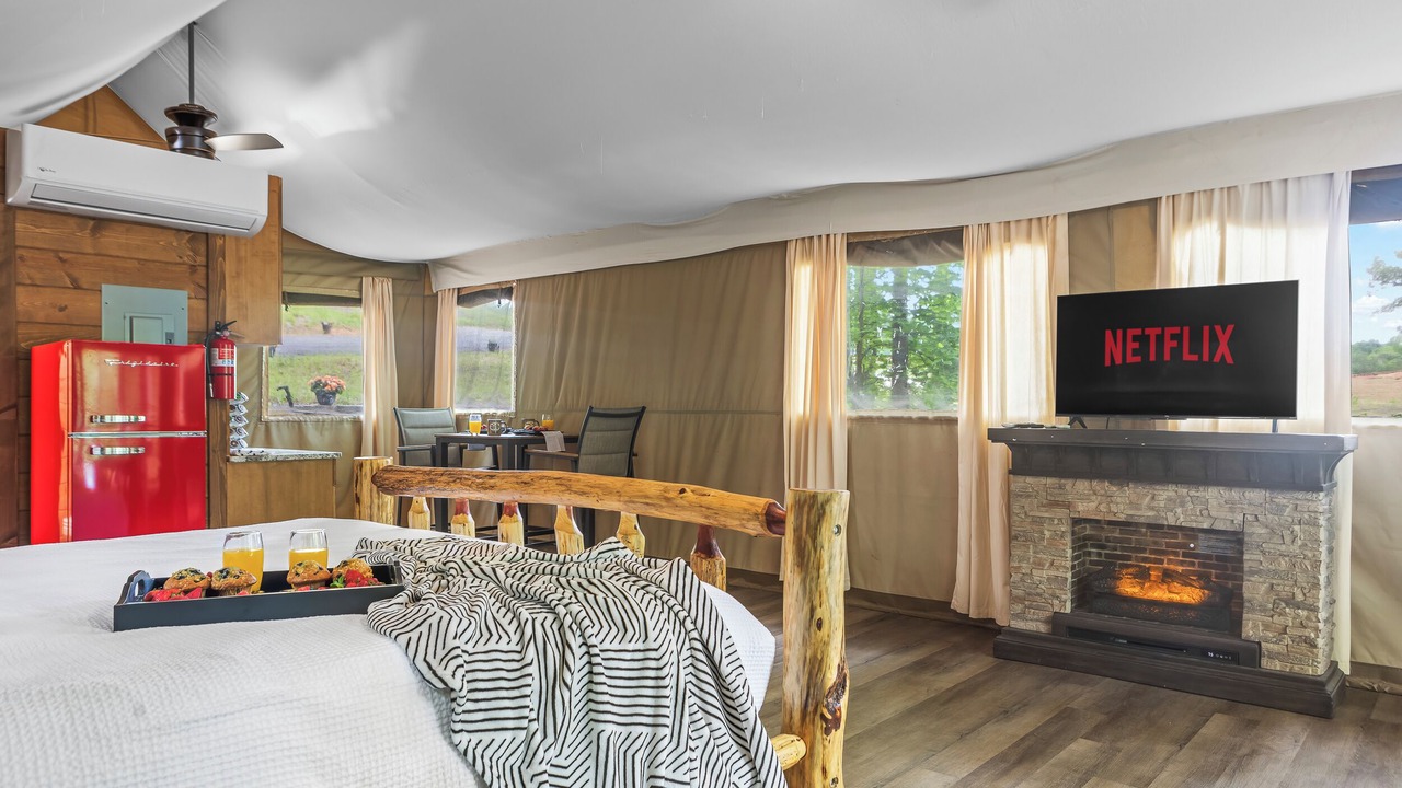 Photo of Bedroom in Troutman