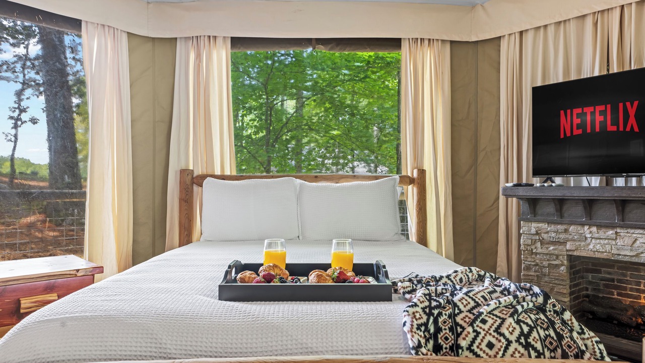 Photo of Bedroom in Troutman