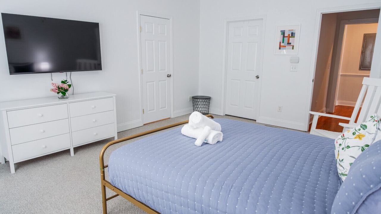 Photo of Bedroom in West End