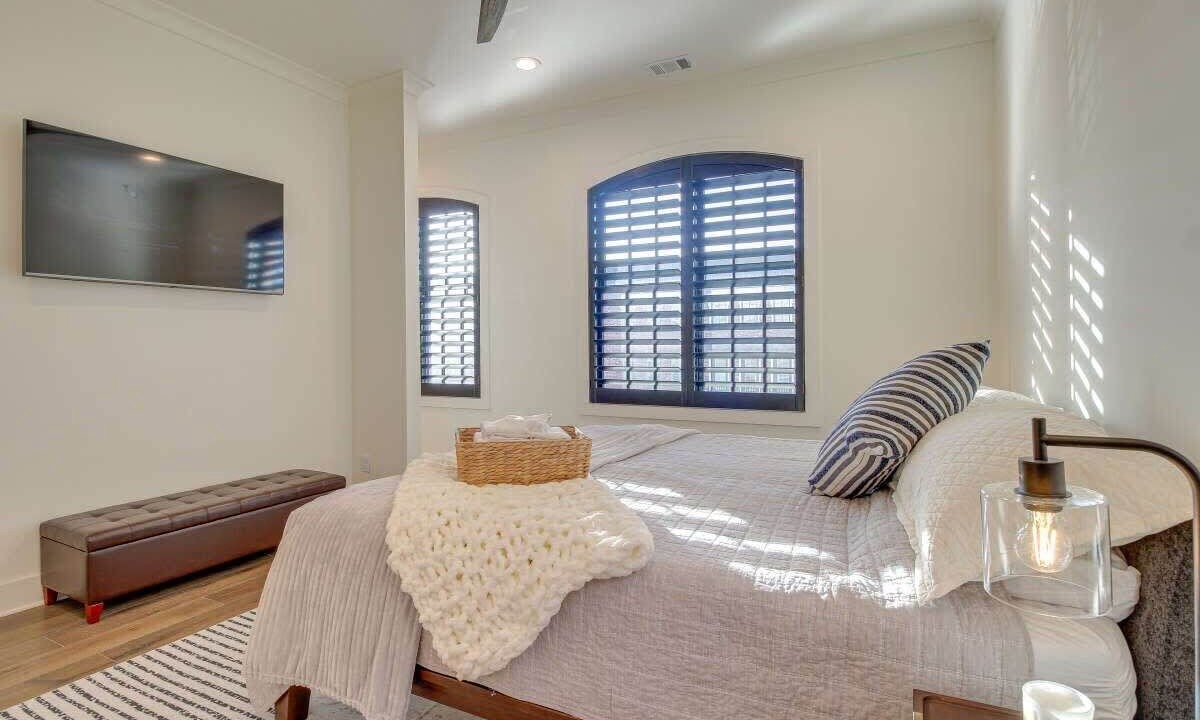Photo of Bedroom in Hitch Village - Fred Wessels Homes
