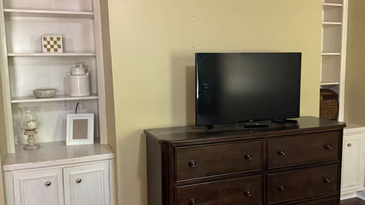 Photo of Bedroom in Albany