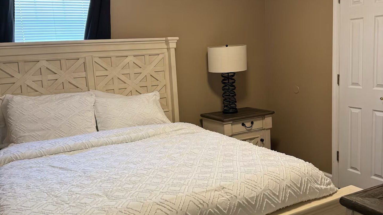 Photo of Bedroom in Albany