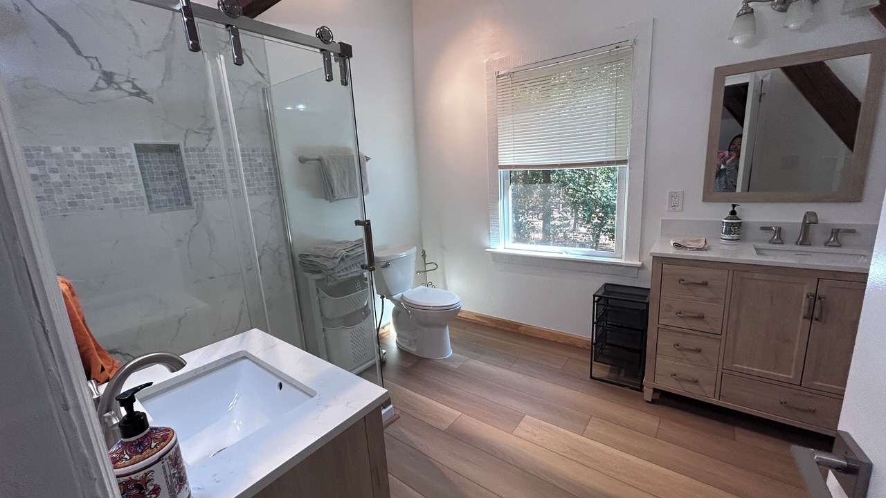 Photo of Bathroom in Clarkdale