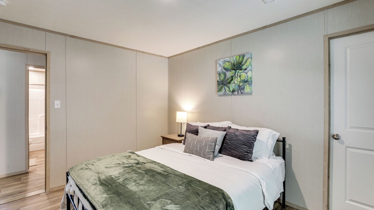 Photo of Bedroom in Green Pond