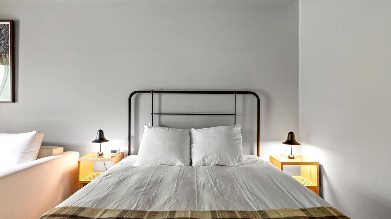 Photo of Bedroom in Rocky Grove