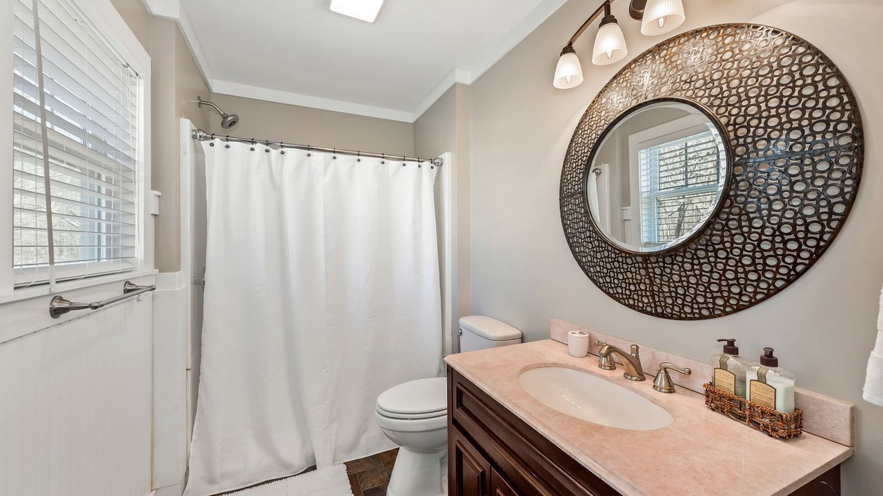 Photo of Bathroom in Mentone