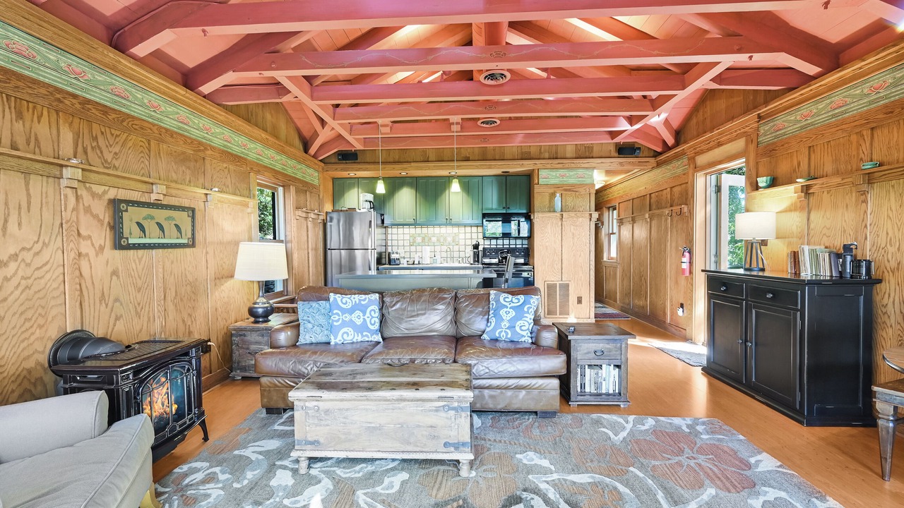 Photo of Livingroom in Asheville