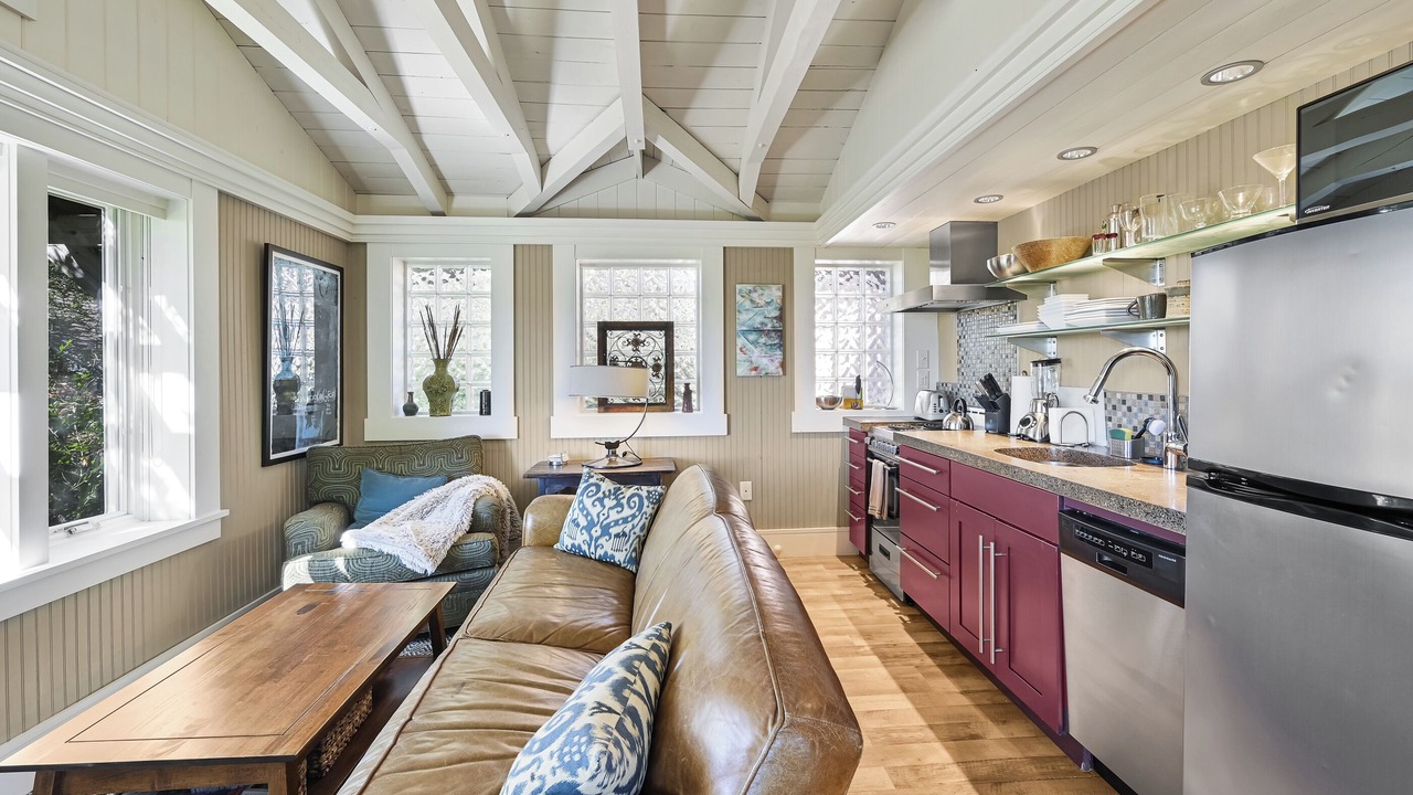 Photo of Livingroom in Asheville