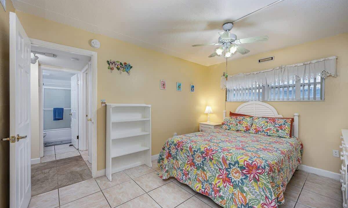 Photo of Bedroom in Cocoa Beach