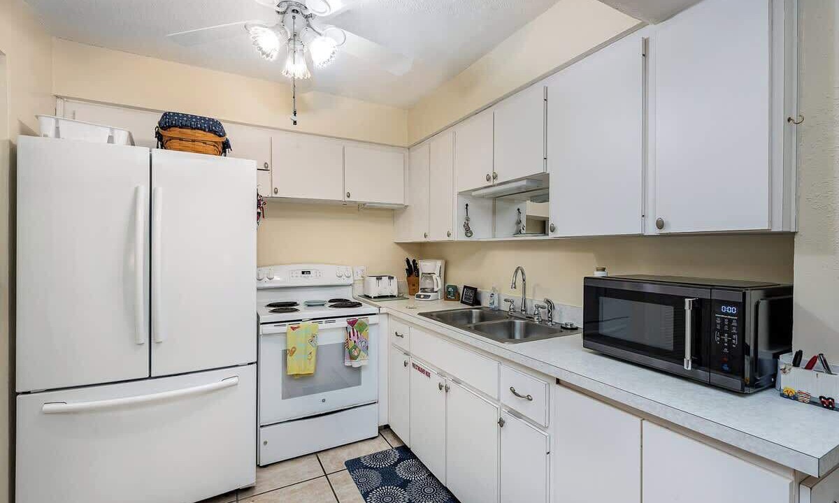 Photo of Kitchen in Cocoa Beach