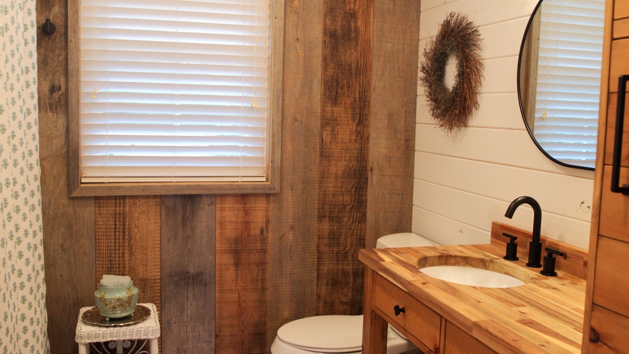 Photo of Bathroom in Crane Hill