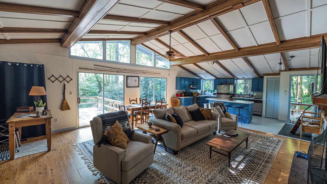 Photo of Bedroom in Lake Toxaway