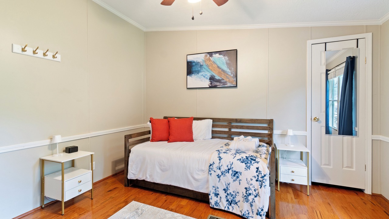 Photo of Bedroom in Rising Fawn