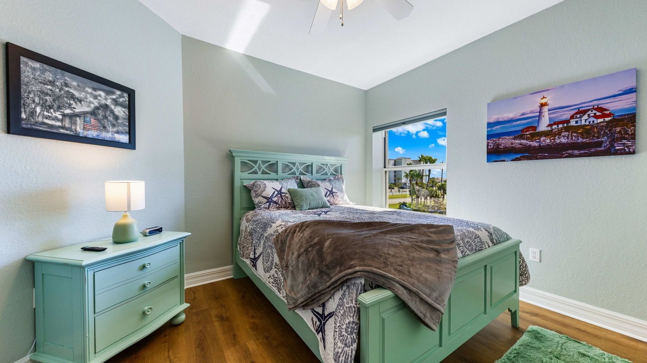 Photo of Bedroom in New Smyrna Beach
