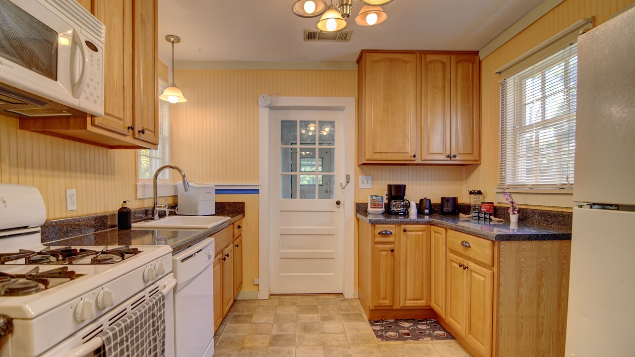 Photo of Kitchen in Valdosta