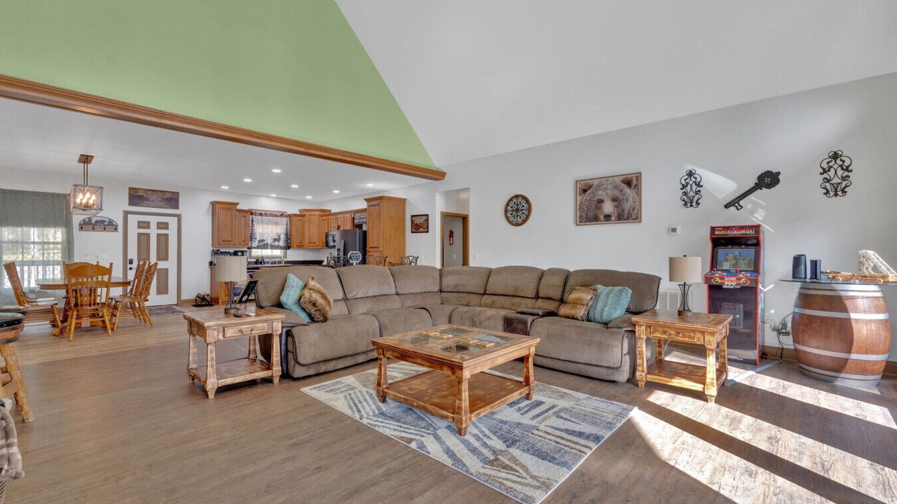 Photo of Livingroom in Baneberry