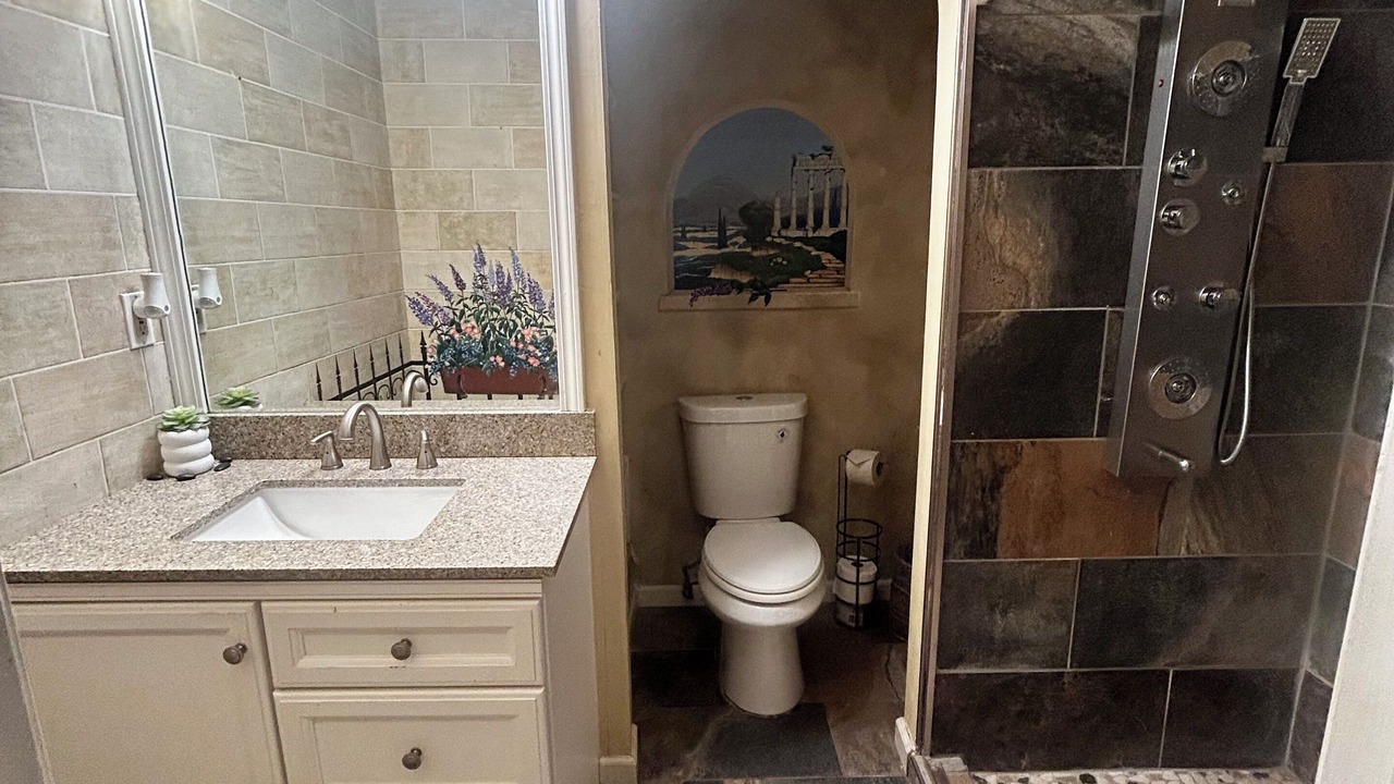 Photo of Bathroom in Irondale