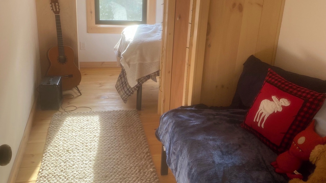 Photo of Bedroom in North Creek