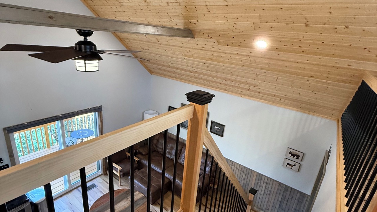 Photo of Livingroom in Rocky Grove