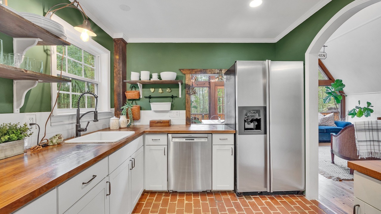 Photo of Kitchen in Mineral Springs