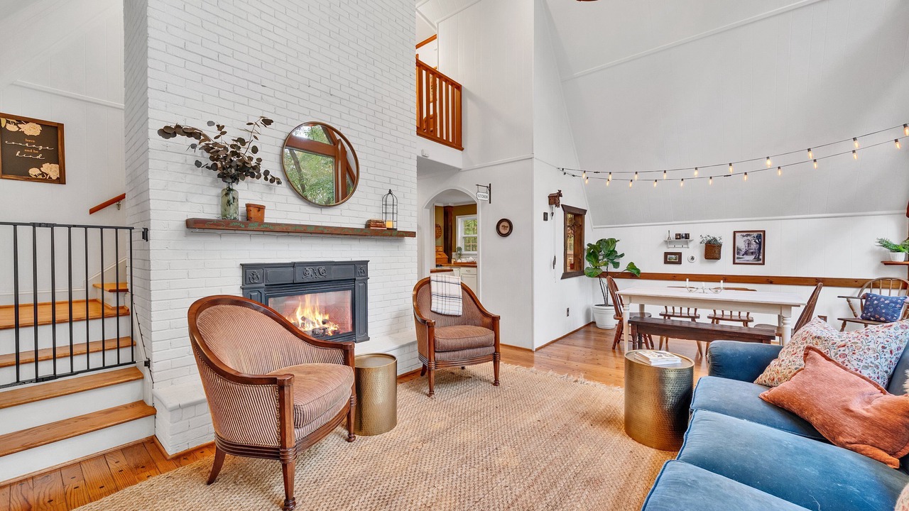 Photo of Livingroom in Mineral Springs