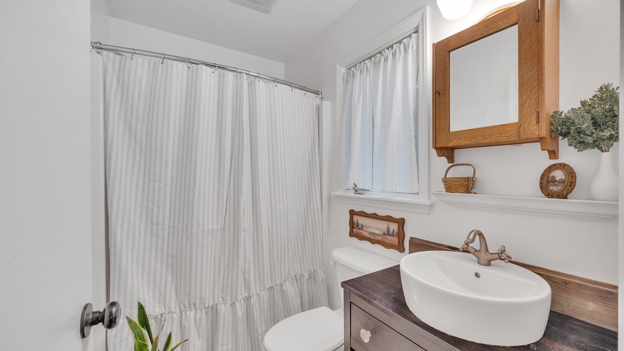 Photo of Bathroom in Mineral Springs