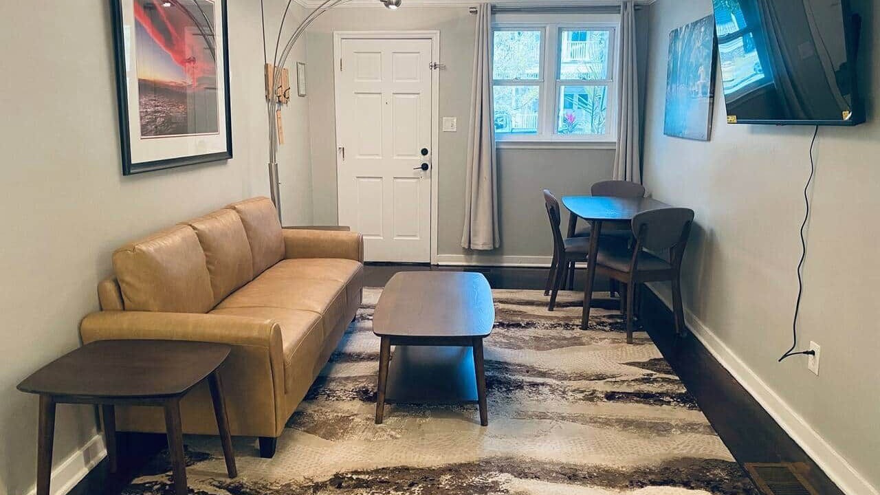 Photo of Livingroom in Historic Downtown Savannah