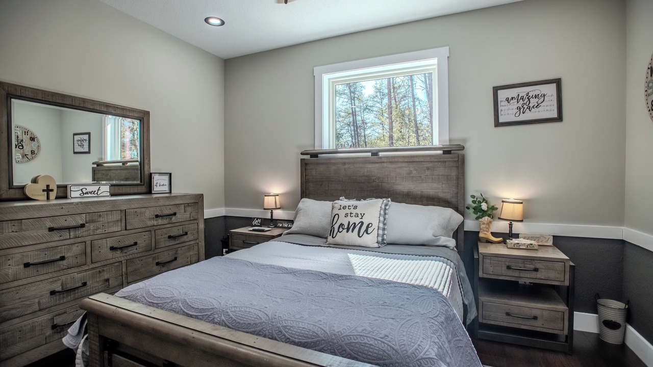 Photo of Bedroom in Weaverville