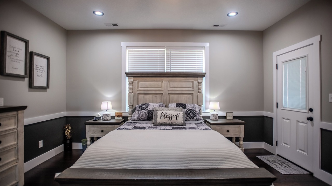 Photo of Bedroom in Weaverville