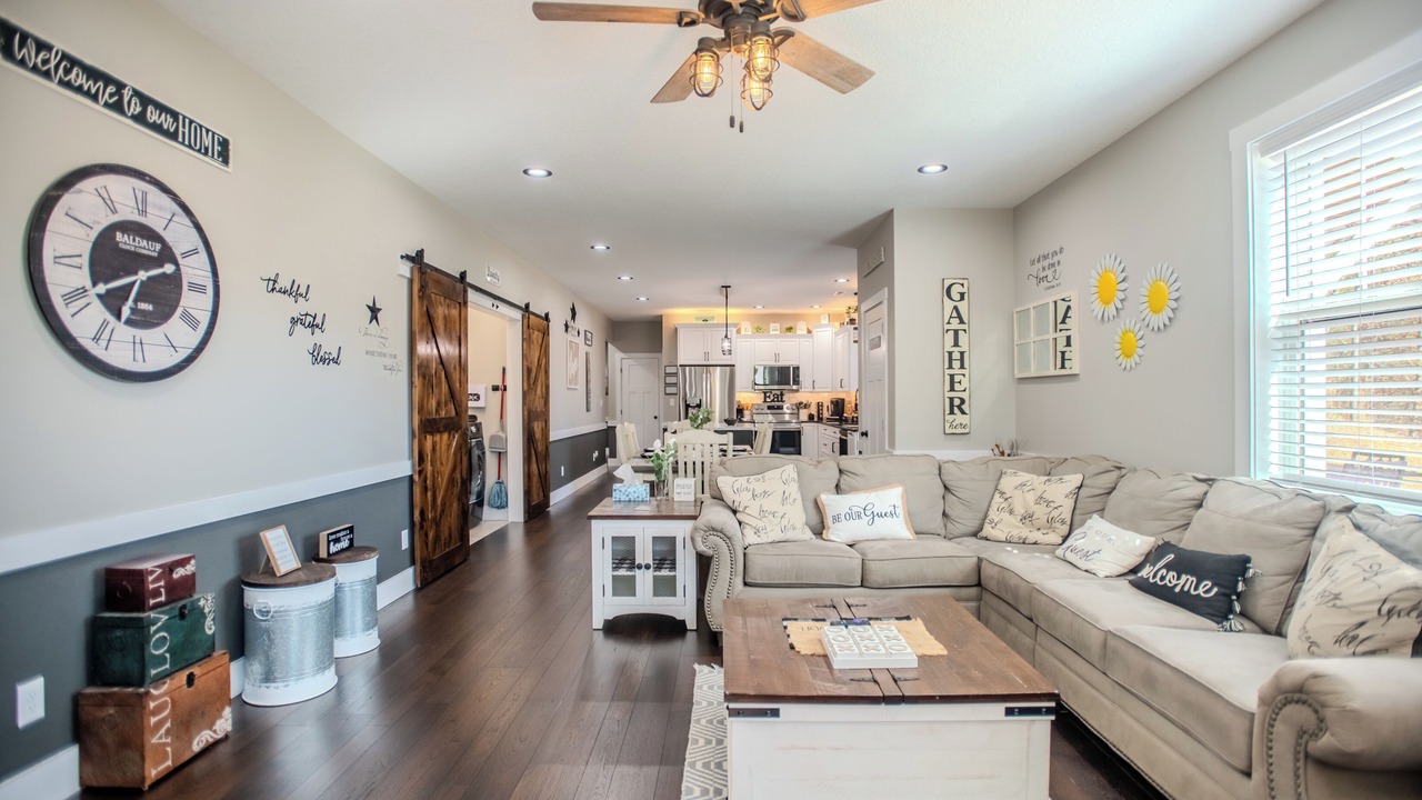 Photo of Livingroom in Weaverville