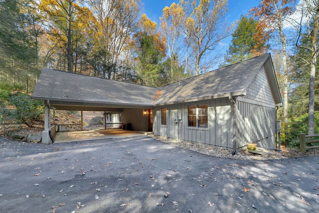 Photo of Outdoor in Lake Toxaway
