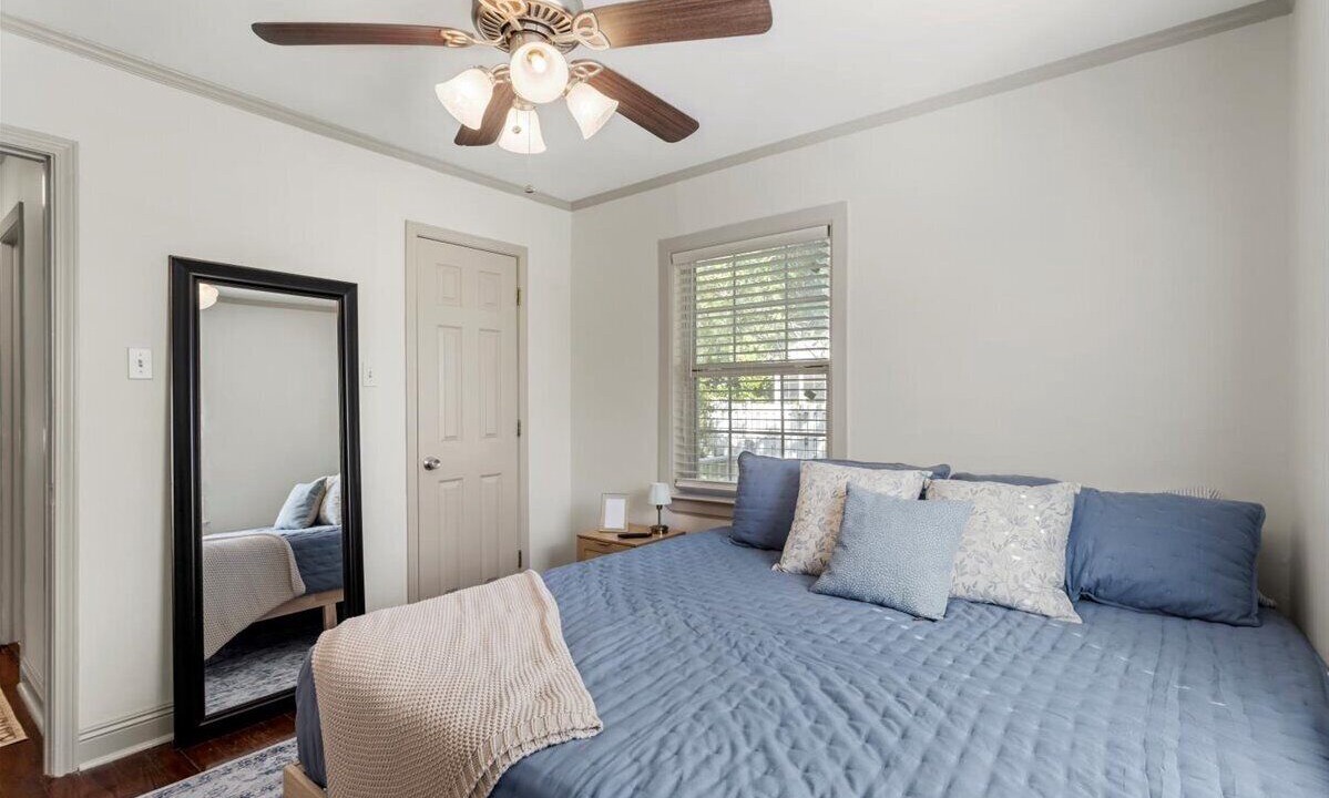 Photo of Bedroom in Long Beach