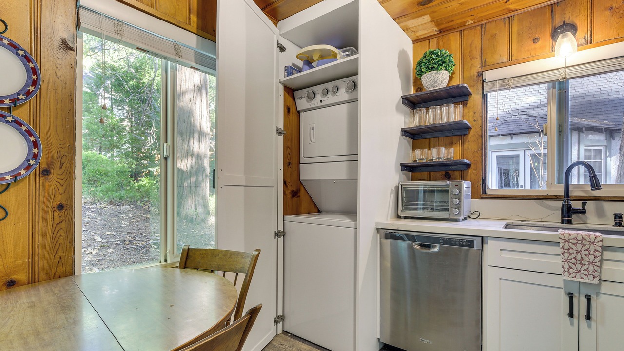 Photo of Kitchen in Cedar Glen