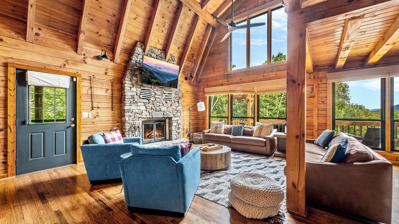 Photo of Bedroom in Maggie Valley