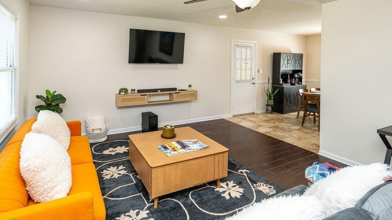 Photo of Livingroom in Madison