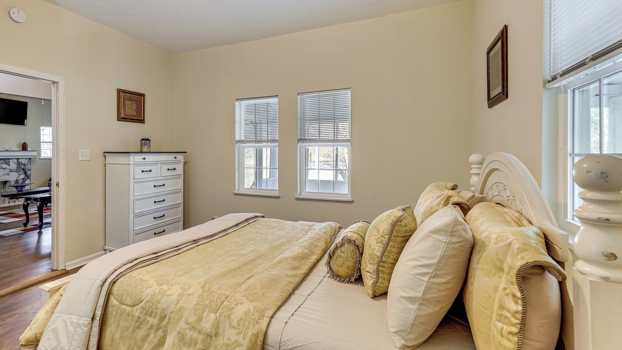 Photo of Bedroom in Tuskegee