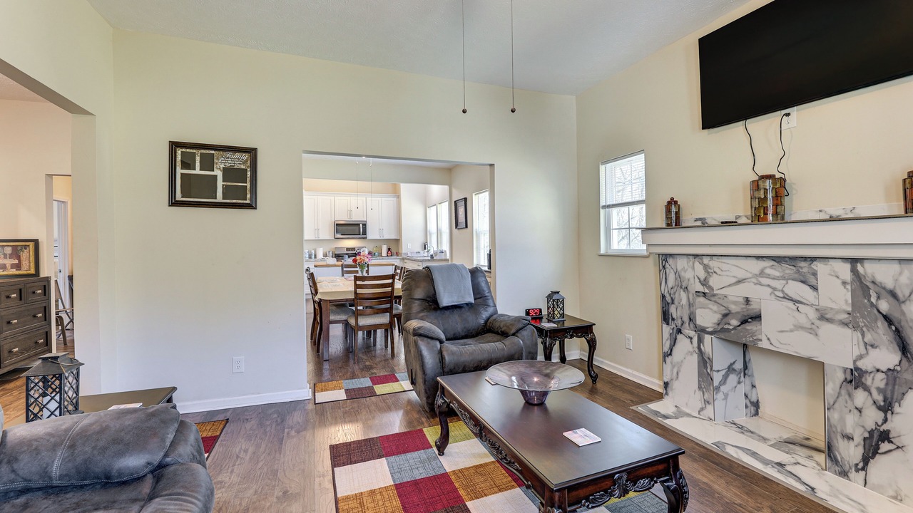 Photo of Livingroom in Tuskegee