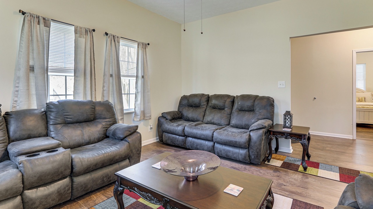 Photo of Livingroom in Tuskegee