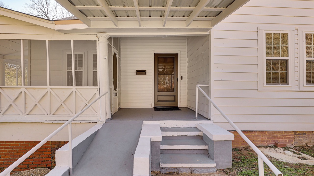 Photo of Outdoor in Tuskegee