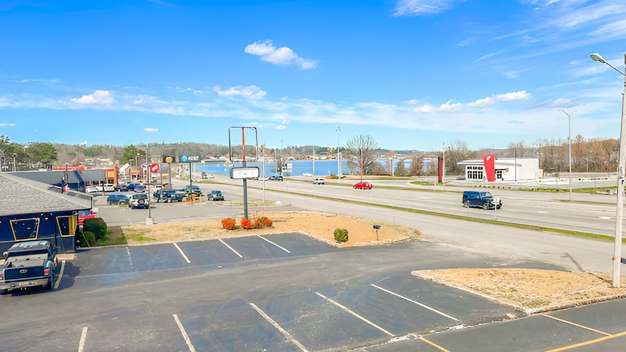 Photo of Others in Guntersville