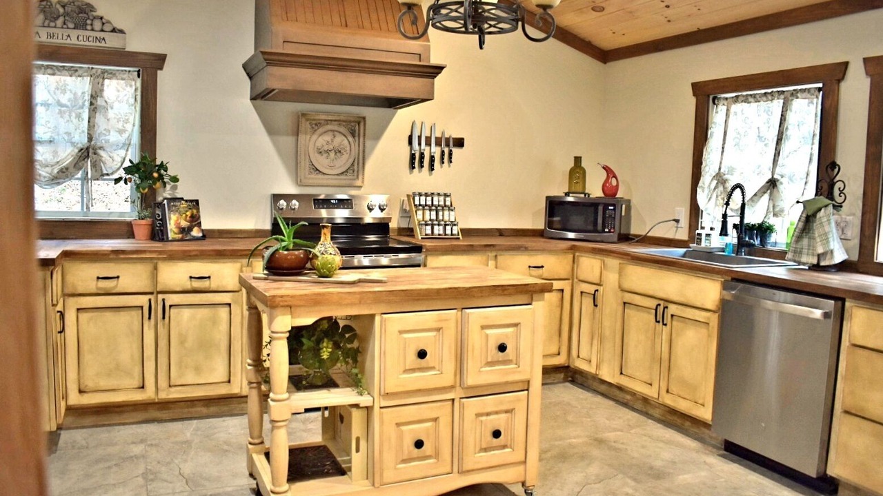 Photo of Kitchen in Dahlonega