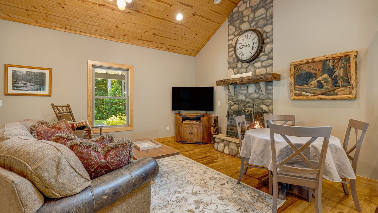 Photo of Livingroom in Marshall