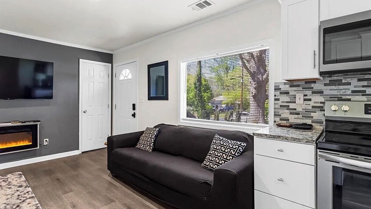 Photo of Livingroom in Church Street